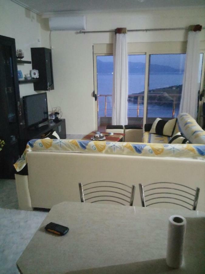 Cozy Sea Apartment Saranda Extérieur photo